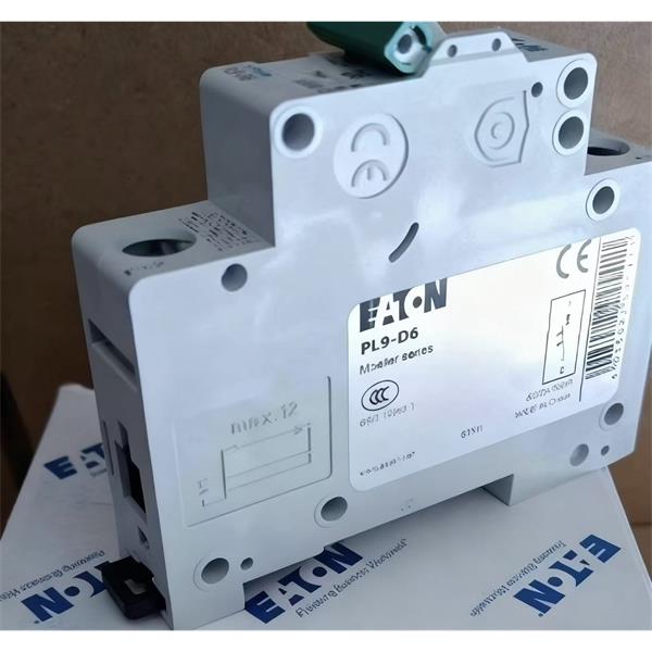 EATON伊頓Bussmann系列光伏熔斷器PV-125ANH1